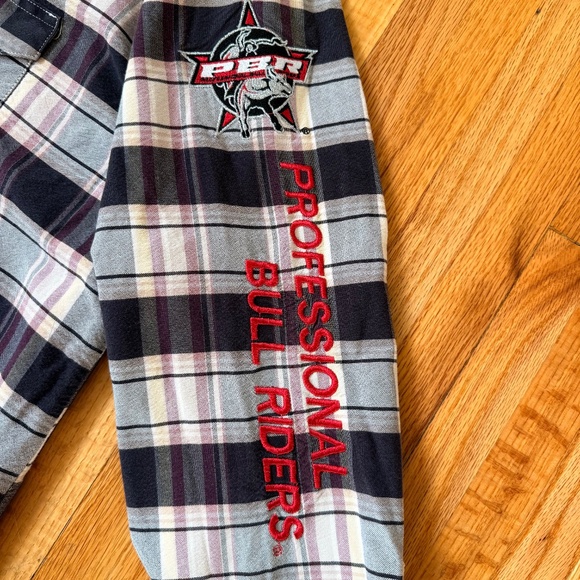 Wrangler x PBR (Professional Bull Riders) Plaid Western Shirt - Picture 6 of 10